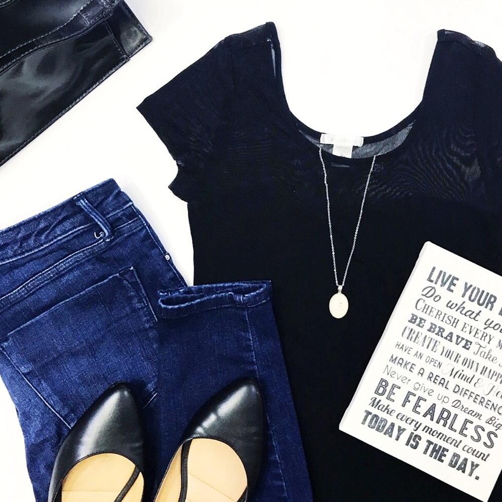 NWOT [Bozzolo] Mesh Sweatheart Neckline Top